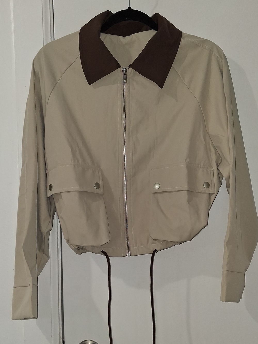 Beige Cropped Utility Jacket with Brown Collar - Women's Zip Front